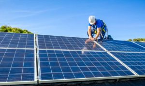 Installation et mise en production des panneaux solaires photovoltaïques à Eauze